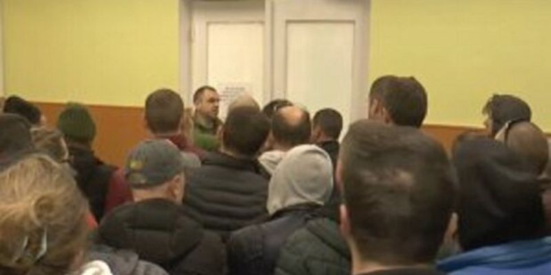Мобілізація в Україні: з'явилась вимога призвати деяких ув'язнених, про кого йдеться