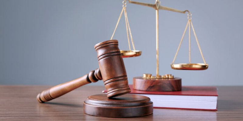 Українець подав до суду на Україну і Росію за порушення його прав на мирне життя