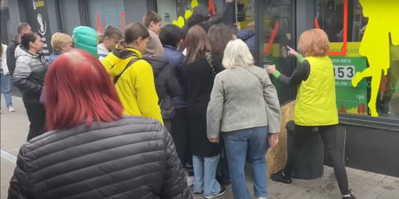 Гороскоп на 19 листопада для всіх знаків Зодіаку: Близнюкам доведеться змінити плани, а Терезам прийняти рішення самостійно
