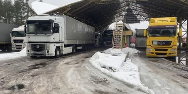 Українські перевізники проведуть "дзеркальний страйк" на кордоні з Польщею: місце і час початку